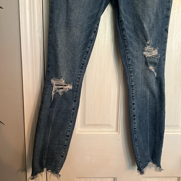 Abercrombie & Fitch distress ankle jeans 26 EUC - Picture 3 of 10